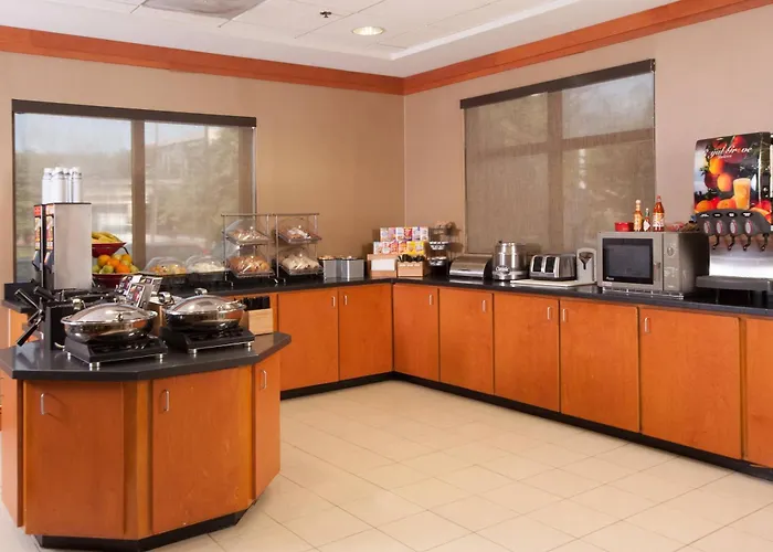 Fairfield Inn And Suites Atlanta Airport South/Sullivan Road