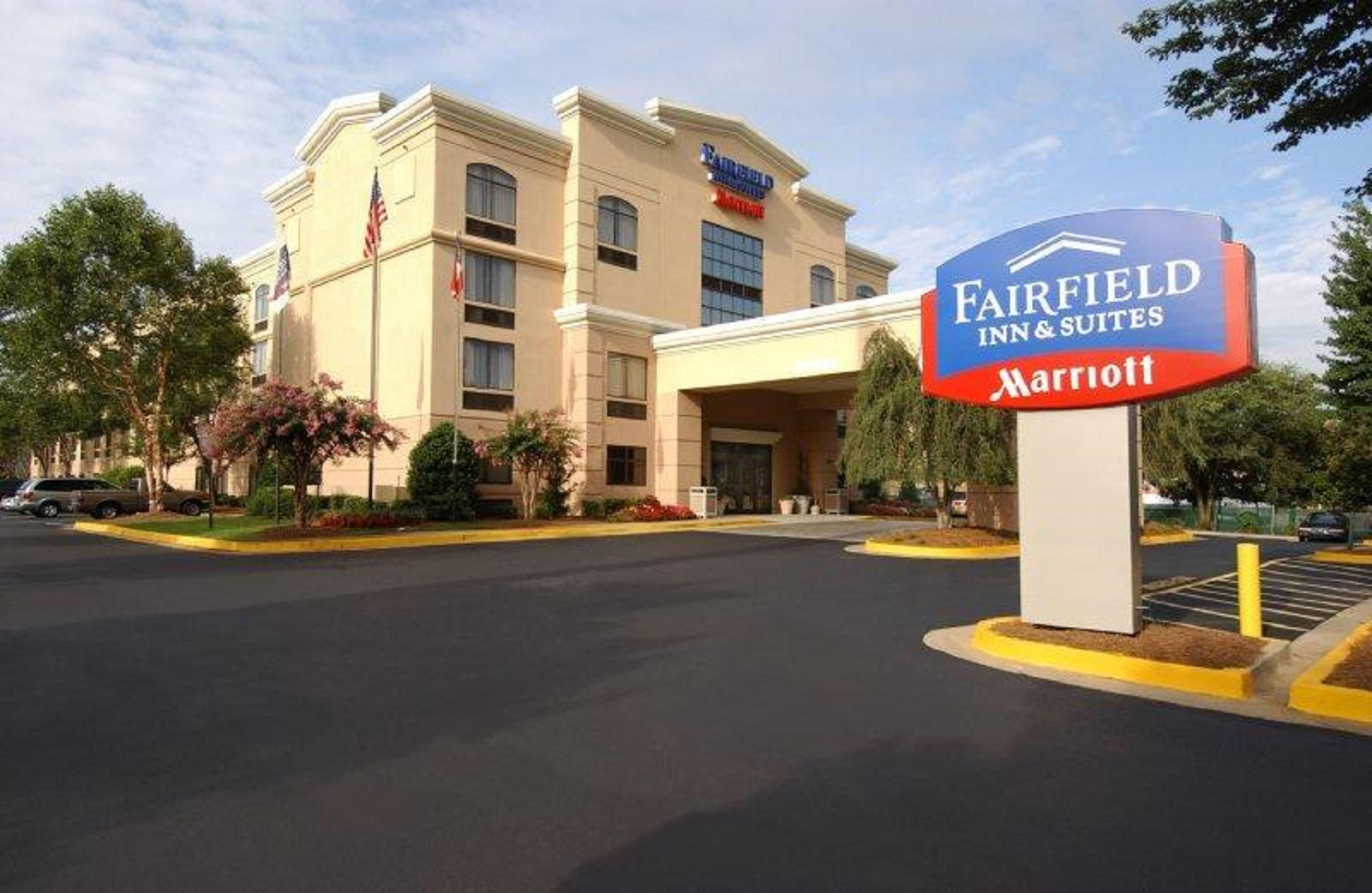 Fairfield And Atlanta Airport South/sullivan Road Hotel 3*