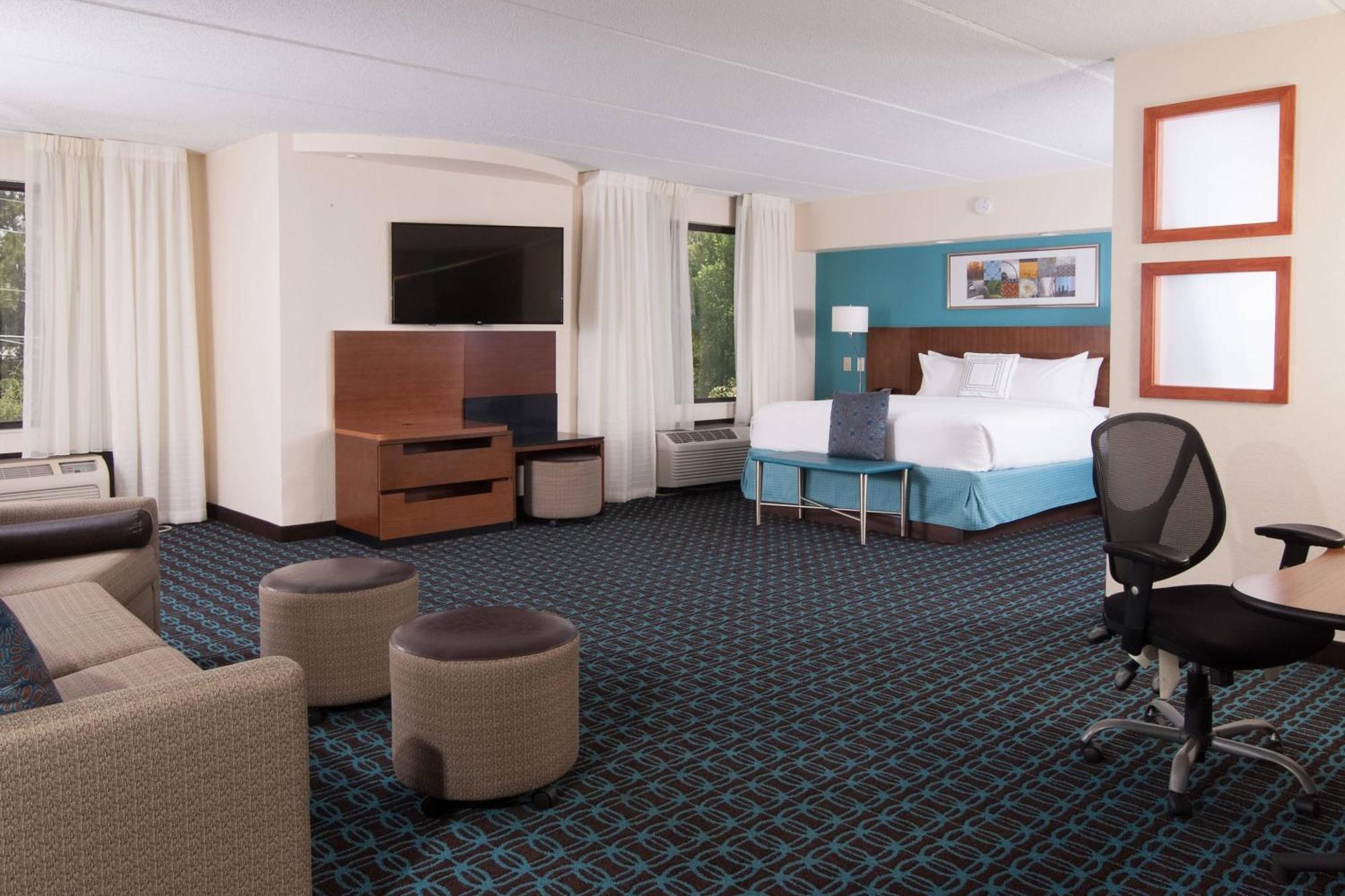 Hotel Fairfield And Atlanta Airport South/sullivan Road College Park