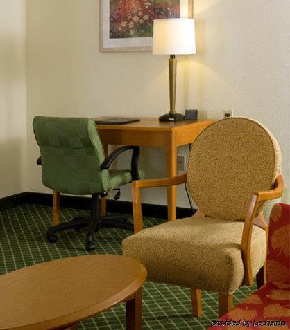 Fairfield And Atlanta Airport South/sullivan Road Hotel College Park
