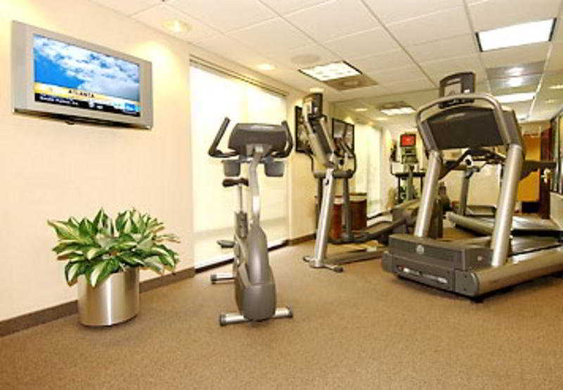 Fairfield And Atlanta Airport South/sullivan Road Hotel
