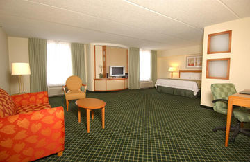Fairfield And Atlanta Airport South/sullivan Road Hotel 3*