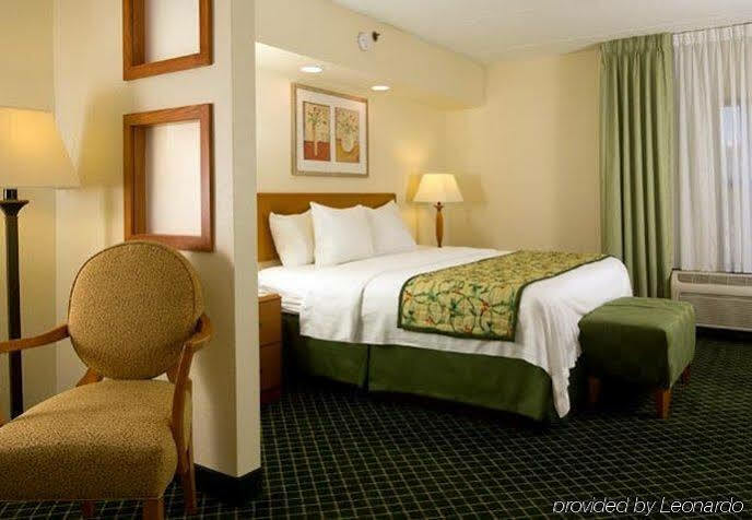 Fairfield And Atlanta Airport South/sullivan Road Hotel College Park